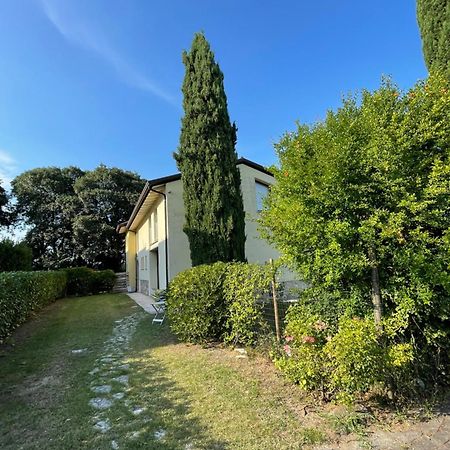 B&B Il Melograno Monzambano Bagian luar foto
